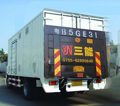 五菱小貨車裝尾板，讓運輸更輕松！